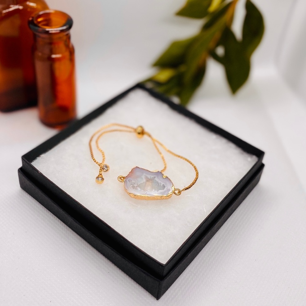 18K Milky White Agate Geode Bracelet - Picture 4 of 8